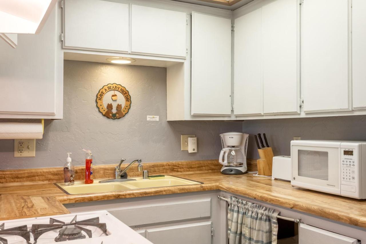 Village Suites Inn - American Black Bear - Perfect Location, In The Village! Can'T Be Better! Big Bear Lake Ngoại thất bức ảnh